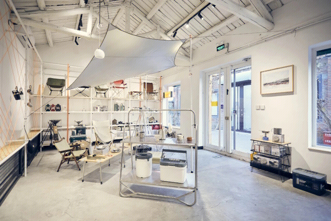 揭秘1688工厂专业设计服务 打造极致野奢营地撑杆酒店帐篷